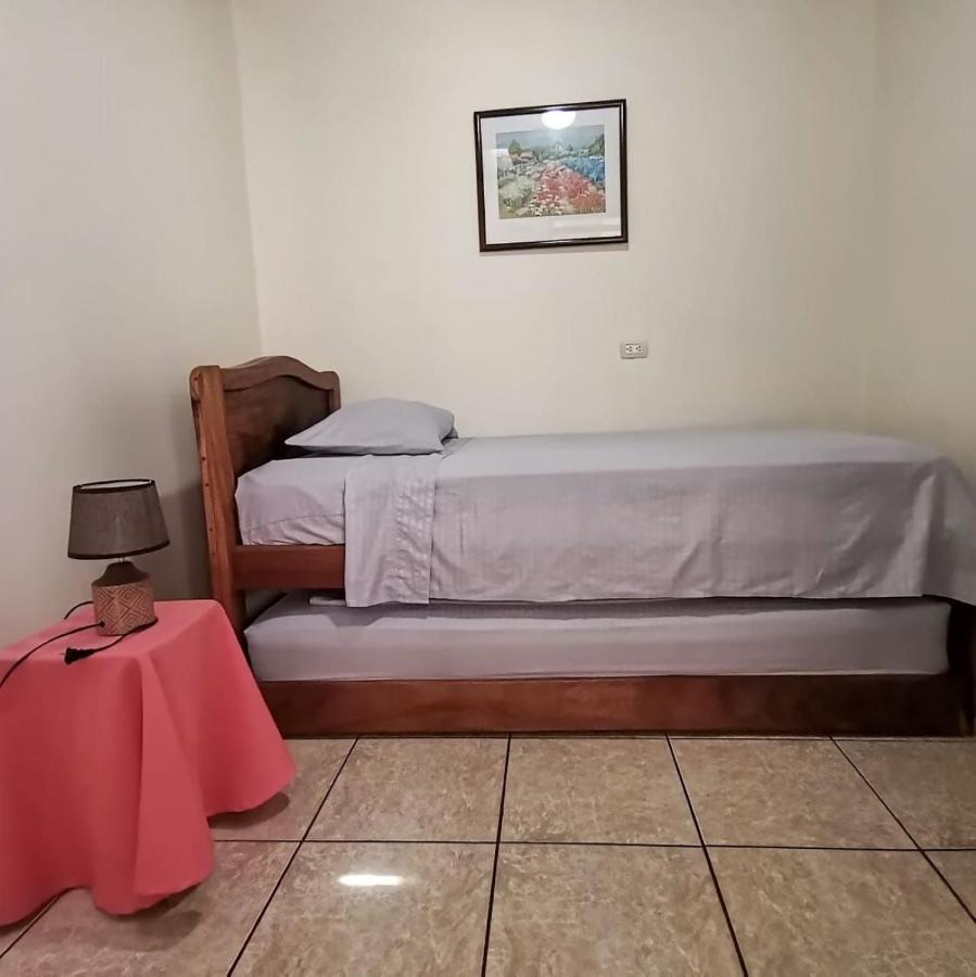 Casa Cafetal Aeropuerto Apartman Alajuela Kültér fotó